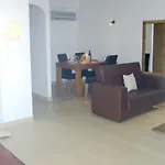 Charming With Shared Pool In - 60 M² *