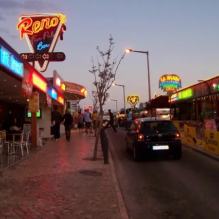 Апартаменты Charming With Shared Pool In - 60 M² *