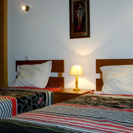 Apartament Charming With Shared Pool In - 60 M² Albufeira