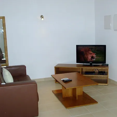 Charming With Shared Pool In - 60 M² Appartamento *
