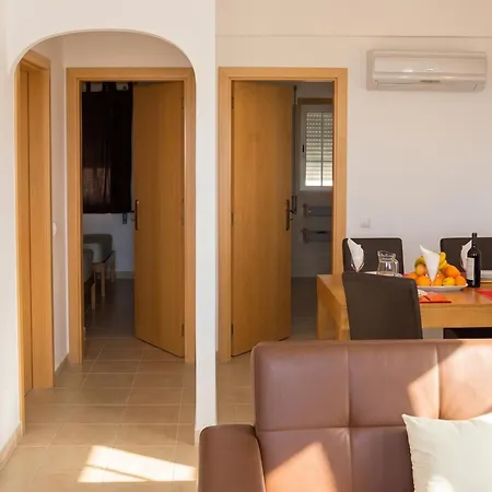 Appartamento Charming With Shared Pool In - 60 M² *