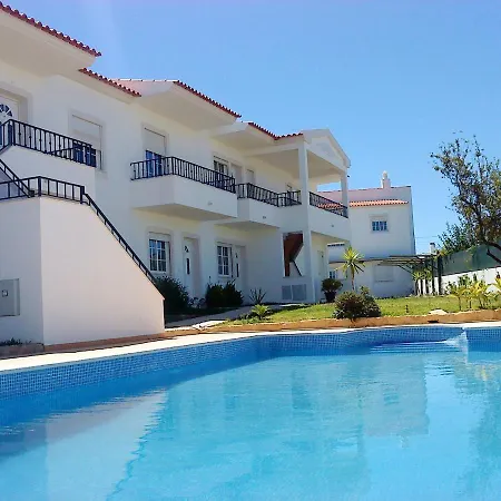 Charming With Shared Pool In - 60 M² *