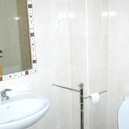 Charming With Shared Pool In - 60 M² *